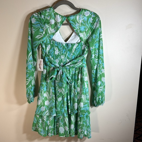 NWT Jessica Simpson, flowy , green blue and white smocked, mini dress size xs - Picture 6 of 7